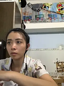 Minee1202 online show from October 17, 2025, 12:47 am