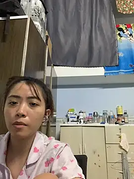 Minee1202 online show from April 13, 2026, 2:17 am