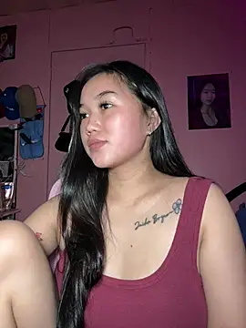 Wynxx online show from April 17, 2026, 10:51 am