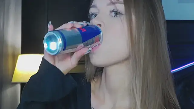 MarilynNova online show from February 24, 2026, 4:54 am