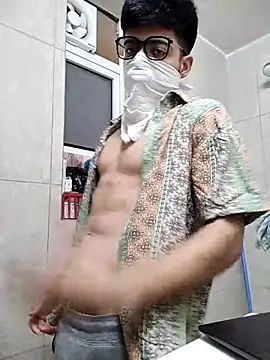 Snapshot of mrmasseur06 chatting on May 31, 2026, 6:31 pm mrmasseur06 online show from May 31, 2026, 6:31 pm