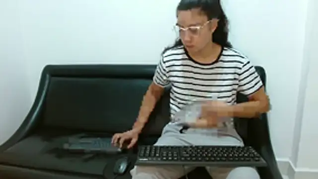 Arieeel 09 online show from October 17, 2025, 11:18 pm