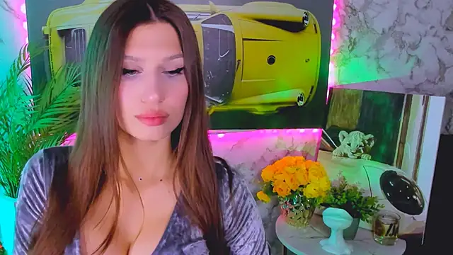 Mollyinyourmind online show from October 5, 2025, 5:11 pm