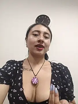 AMATISTA  16 online show from September 27, 2025, 12:32 pm