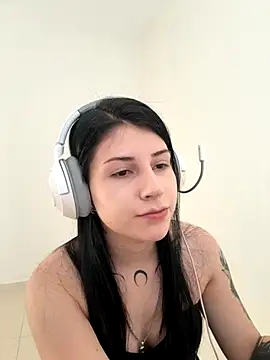 Privad ravenna online show from September 17, 2025, 8:21 pm