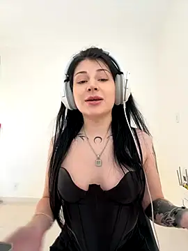 Privad ravenna online show from September 19, 2025, 8:20 pm