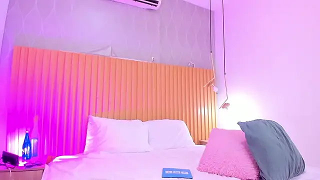 danaalamiri online show from September 17, 2025, 9:05 pm