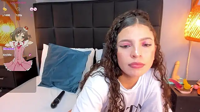 natalie esmith online show from November 12, 2025, 11:54 am