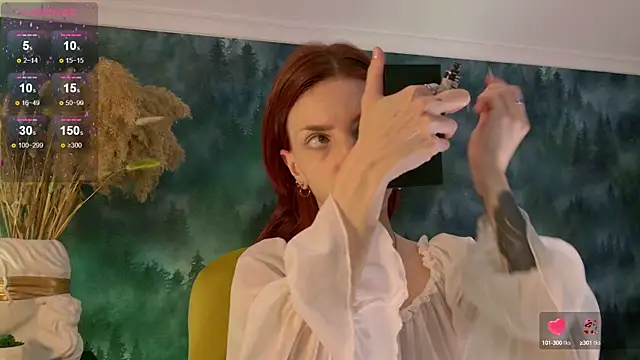 WendyGilber online show from October 6, 2025, 9:29 am