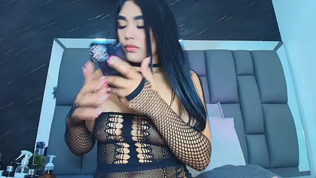 Roxana gomez online show from February 24, 2026, 3:37 am