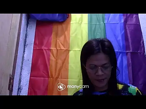 juicycum069 online show from November 25, 2025, 11:27 pm