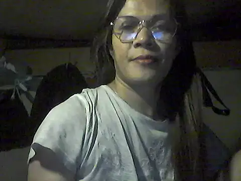 juicycum069 online show from February 16, 2026, 10:55 am