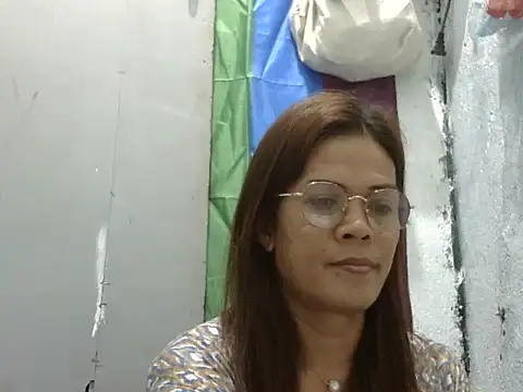 juicycum069 online show from March 16, 2026, 10:03 pm