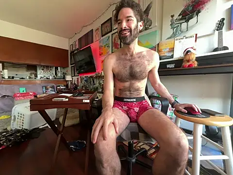 Pupscritch online show from December 22, 2025, 4:37 pm