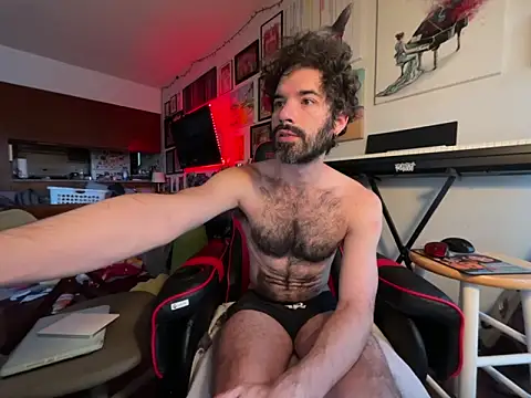 Pupscritch online show from March 10, 2026, 2:44 pm