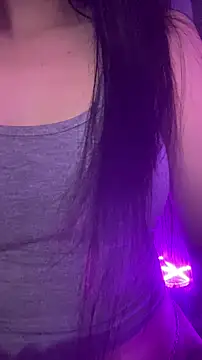 Urasian ladybug online show from March 17, 2026, 4:28 am