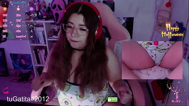 Pink girl0n online show from October 21, 2025, 9:37 pm