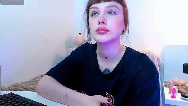 Snapshot of Pizda-Drozda chatting on May 16, 2026, 1:02 am Pizda-Drozda online show from May 16, 2026, 1:02 am