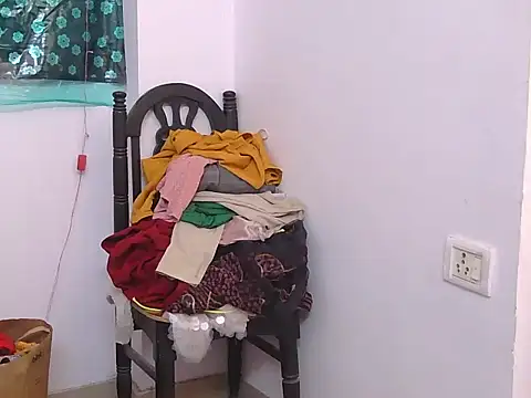 Diyaa Singh online show from March 9, 2026, 7:01 am