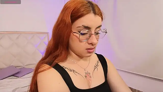 Naomy tay1 online show from October 12, 2025, 3:27 am