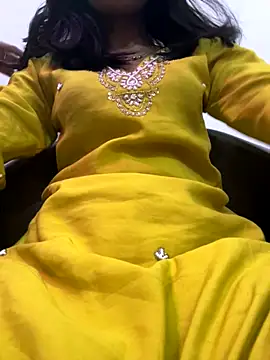 modelnishu online show from October 26, 2025, 9:15 am