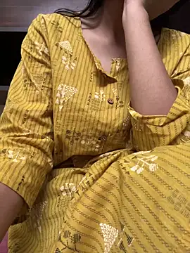 Snapshot of modelnishu chatting on February 6, 2026, 2:31 pm modelnishu online show from February 6, 2026, 2:31 pm