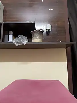 Snapshot of modelnishu chatting on March 4, 2026, 1:28 pm modelnishu online show from March 4, 2026, 1:28 pm