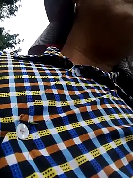 Mamapm20 online show from October 6, 2025, 10:23 am