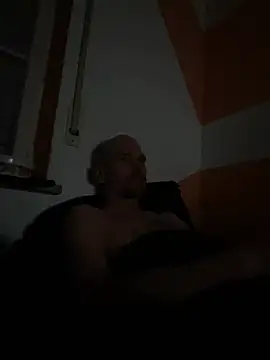 Snapshot of DrLongDongziehtblank chatting on May 2, 2026, 11:43 pm DrLongDongziehtblank online show from May 2, 2026, 11:43 pm