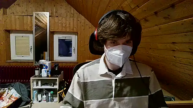 Imagerysin23 online show from March 4, 2026, 5:41 pm