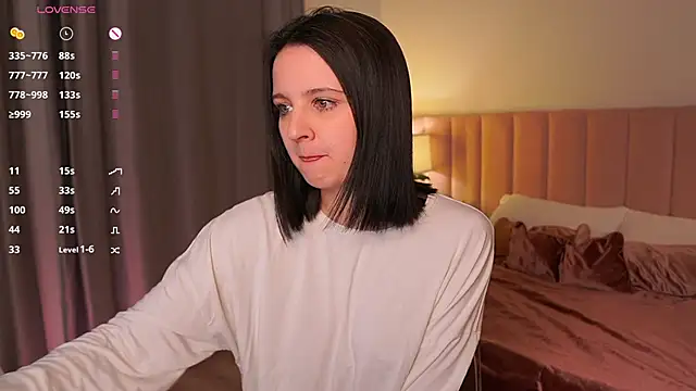 LilLisa online show from April 18, 2026, 11:03 am