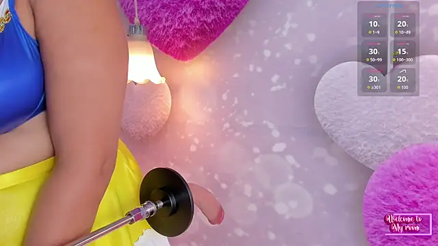 Snapshot of megann__up chatting on September 26, 2025, 3:43 am megann up online show from September 26, 2025, 3:43 am