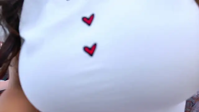 Angelique Angell online show from February 12, 2026, 7:42 pm