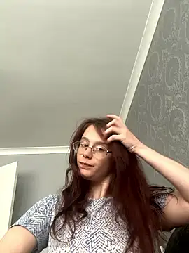 raen001 online show from September 14, 2025, 4:39 pm