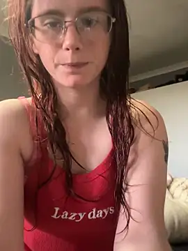 raen001 online show from November 2, 2025, 4:31 pm