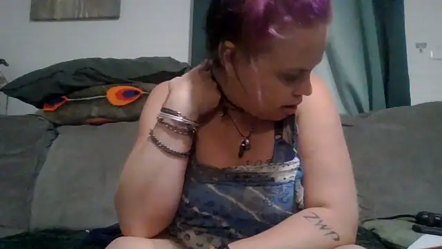 Snapshot of TWiSTYTheTwizted chatting on July 19, 2026, 4:22 pm TWiSTYTheTwizted online show from July 19, 2026, 4:22 pm