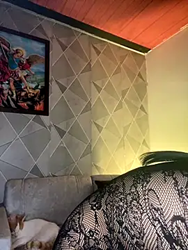 Alisse taylor2 online show from October 10, 2025, 1:10 pm