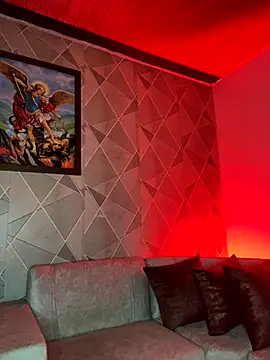 Alisse taylor2 online show from October 29, 2025, 1:13 pm