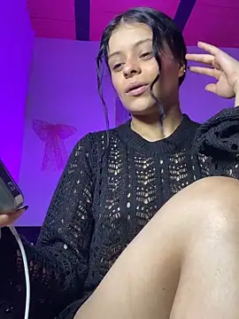 Snapshot of Alisse_taylor2 chatting on May 9, 2026, 11:04 am Alisse taylor2 online show from May 9, 2026, 11:04 am