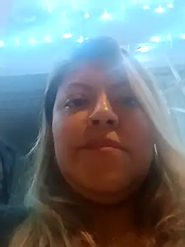 Snapshot of Mafary chatting on December 5, 2025, 12:08 am Mafary online show from December 5, 2025, 12:08 am