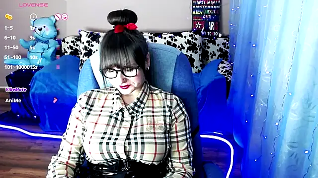 MilaRay online show from December 9, 2024, 1:55 pm