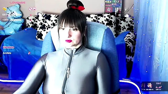 MilaRay online show from December 13, 2024, 5:10 pm