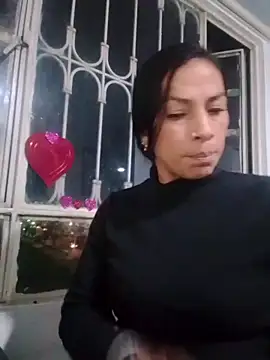 aliaandadara online show from April 19, 2026, 6:02 am