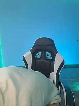 Casper   kyy online show from October 25, 2025, 7:19 pm