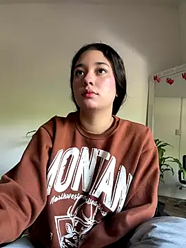 lana rousse01 online show from September 23, 2025, 1:25 pm