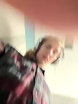 joshuatree4026 online show from October 8, 2025, 2:53 am