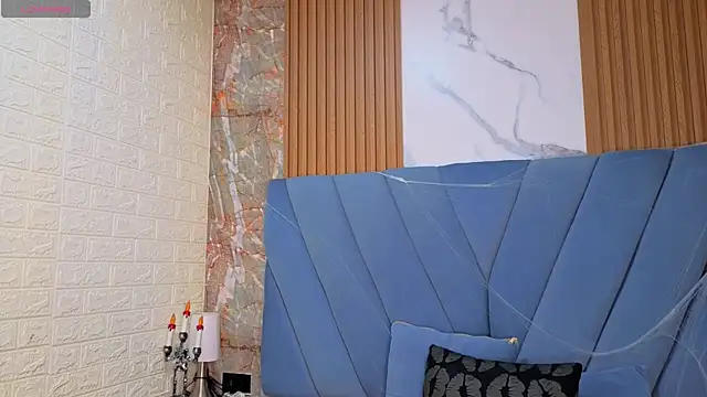 Snapshot of angel__red_ chatting on October 23, 2025, 3:17 am angel red online show from October 23, 2025, 3:17 am