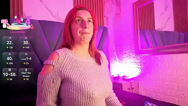 Snapshot of angel__red_ chatting on November 9, 2025, 11:14 pm angel red online show from November 9, 2025, 11:14 pm