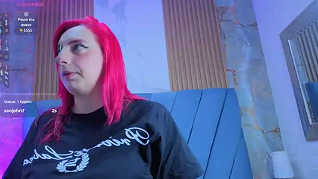 Snapshot of angel__red_ chatting on December 3, 2025, 3:14 am angel red online show from December 3, 2025, 3:14 am