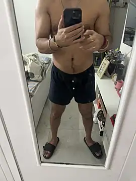 7 INCH MONSTER online show from April 22, 2026, 5:10 am